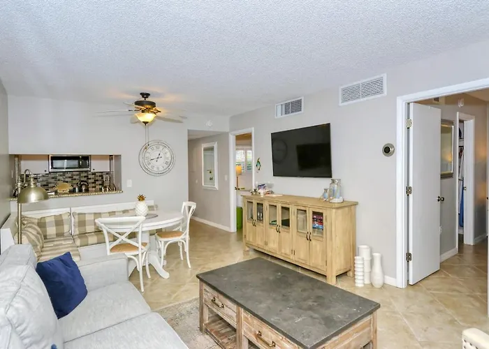 Laplaya 202E Catch The Gentle Gulf Breezes On Your Private Balcony Beneath The Swaying Palms