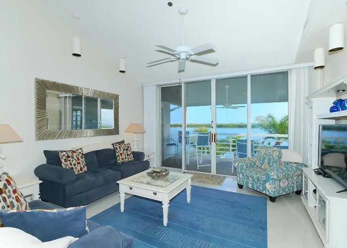 Harbor Villa Club 309
