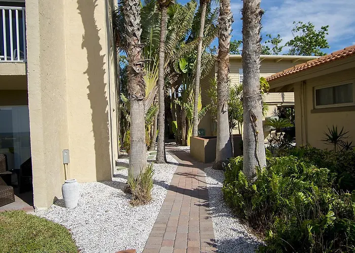 Gulf And Beach View Apartment 403